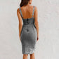 SculptiDress™ muotoilee siluettisi ja lisää itseluottamusta.